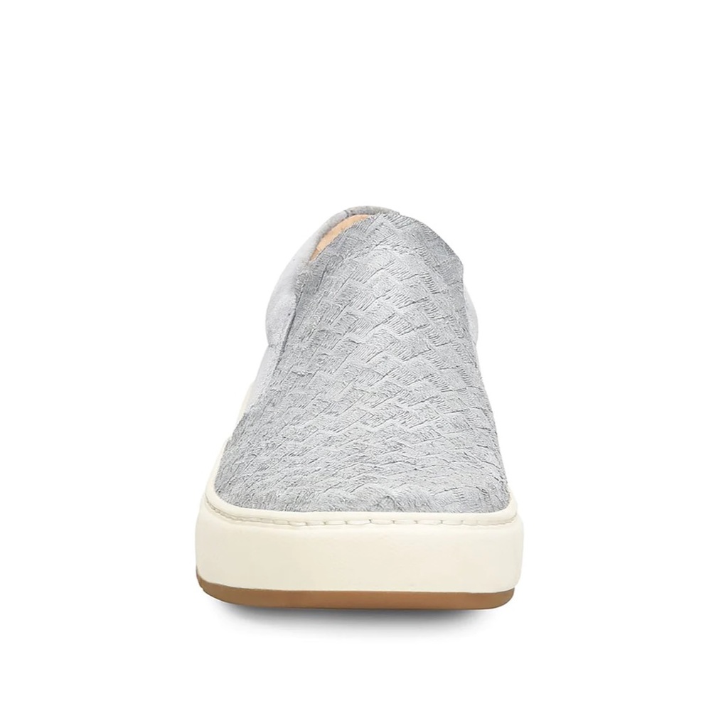 NWT Söfft Watney Chambray Slate Slide-on Sneaker - Picture 5 of 15